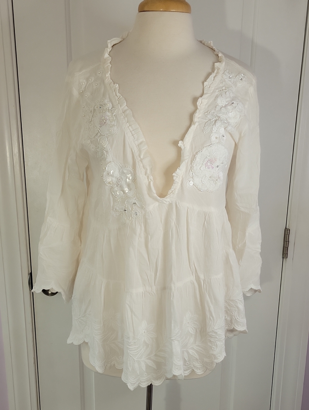 Antica Sartorio Embroidered And Beaded Boho Blouse